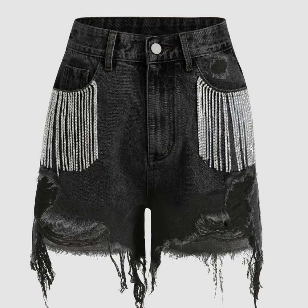 DIAMOND TASSELS RIPPED DENIM SHORTS